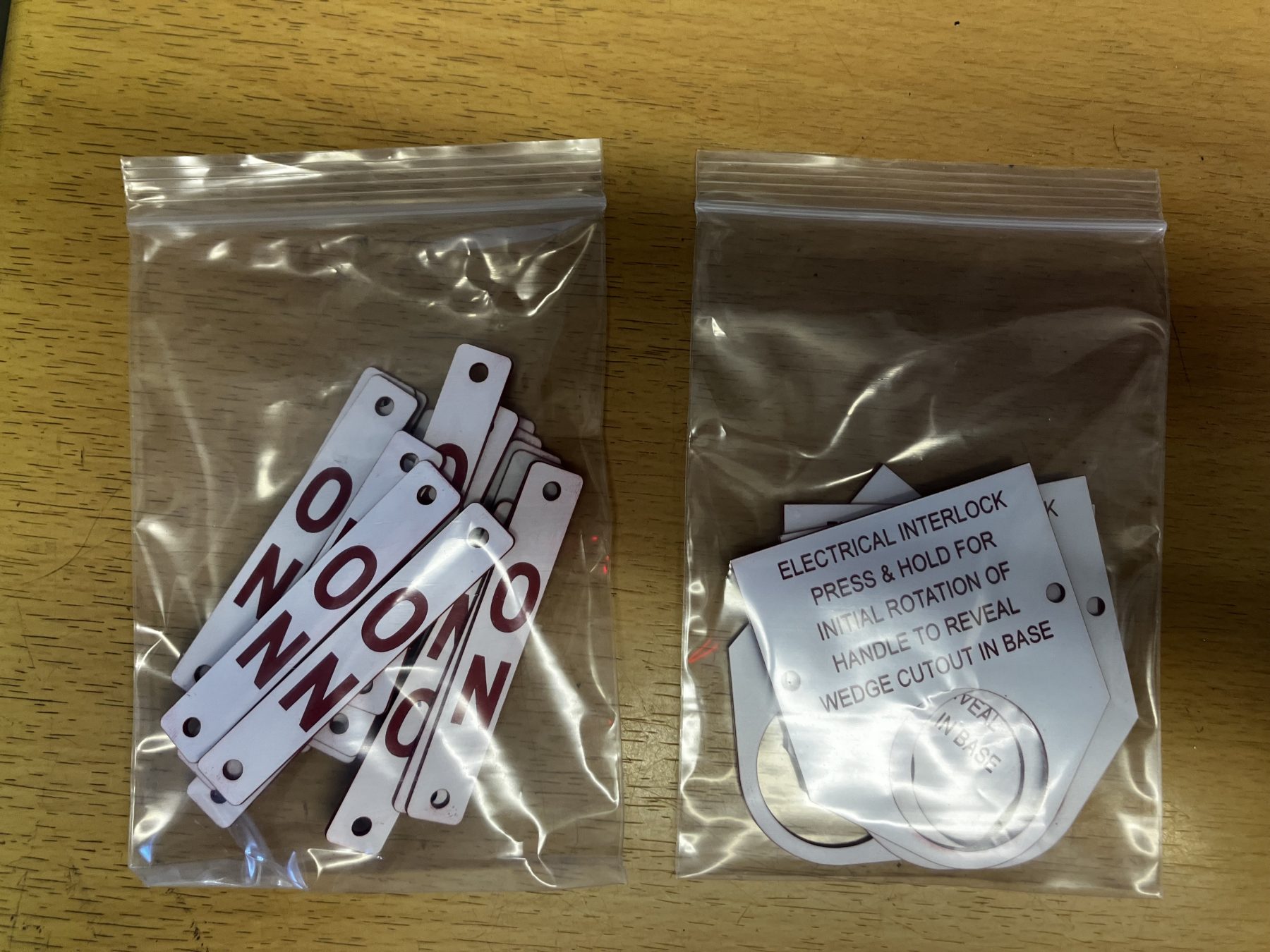 Identification label Engraving - Signs Engraving
