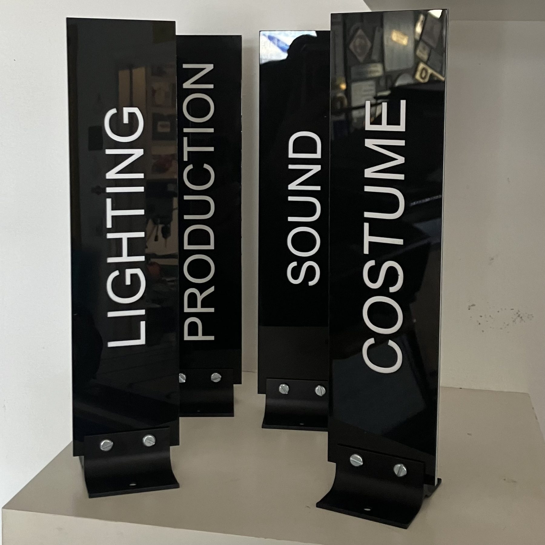 Projection Signs, Wall Mount Signs - Signs Engraving